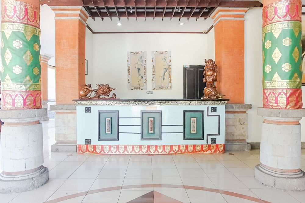 Oranjje Hotel Denpasar 8/56