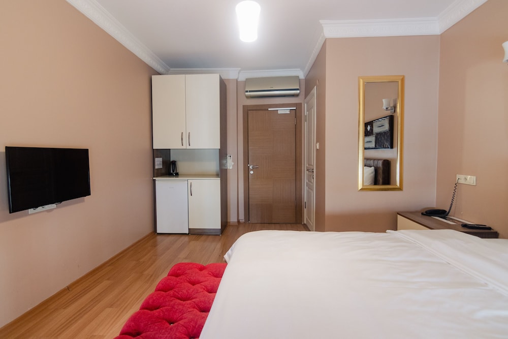 Zendy Suite Hotel 32/88