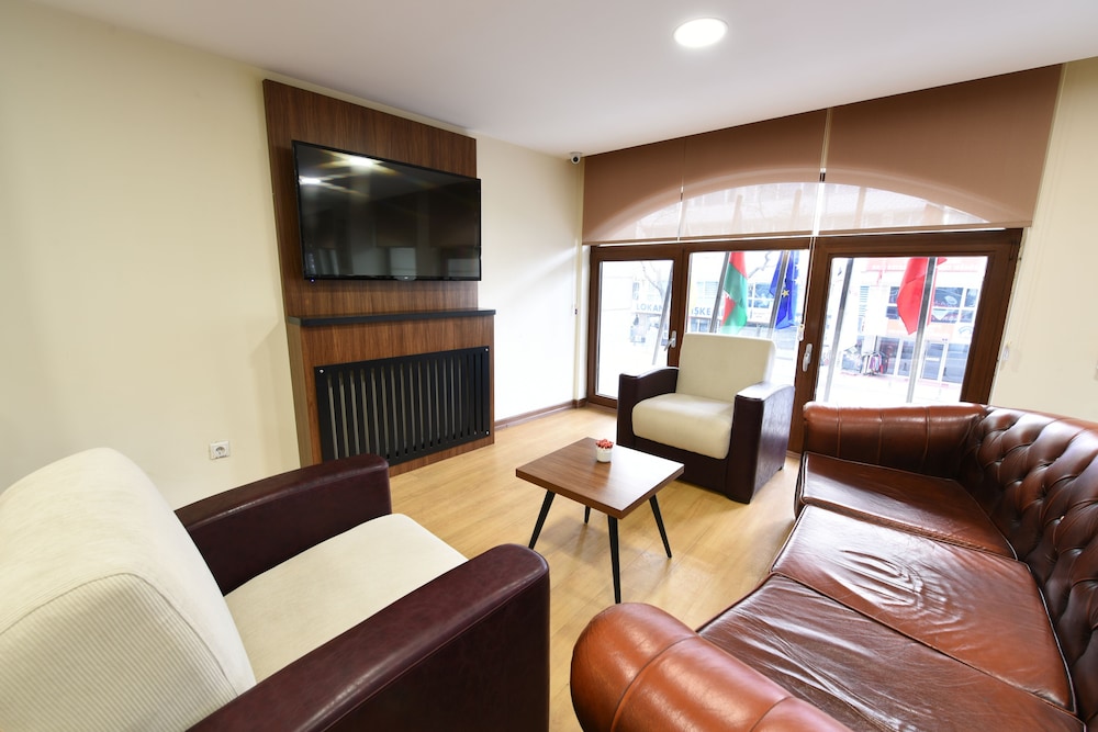 Asal Hotel 25/39