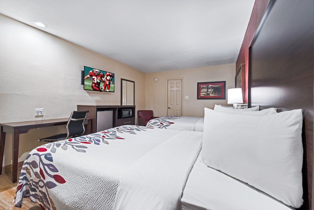 Red Roof Inn Houston Spring North 25/31