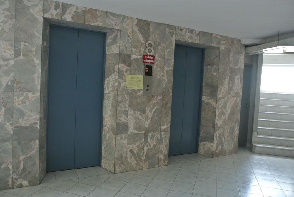 S.K. Residence 7/32