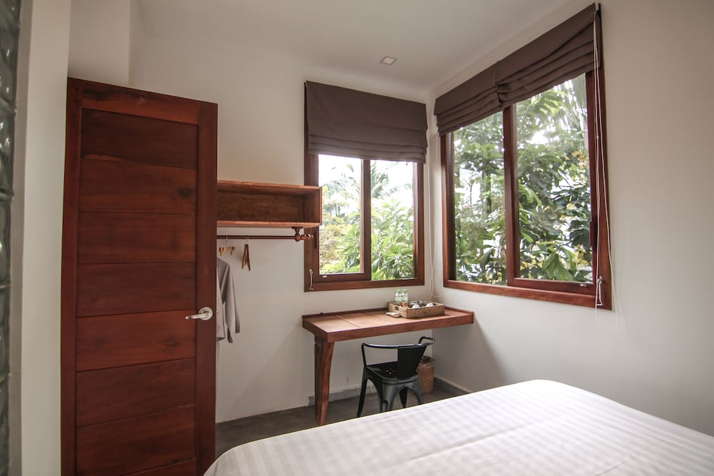Sarina Hotel & Villa 41/78