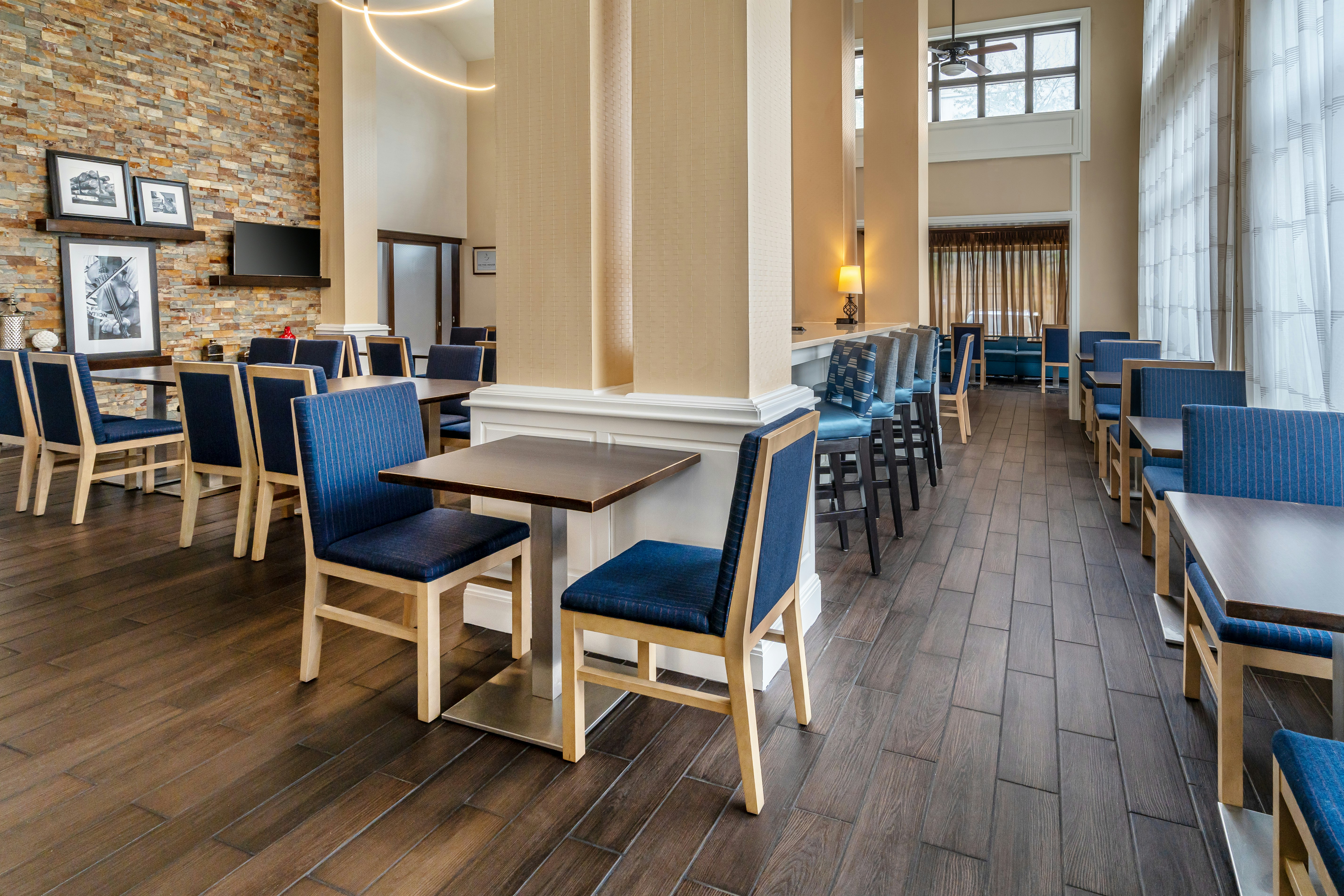 Hampton Inn And Suites Nashville Vanderbilt Elliston Place 34/39