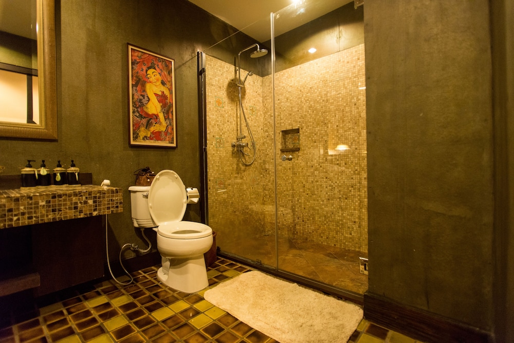ARUN RESIDENCE 11/33