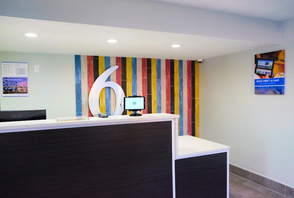 Motel6 Burnsville, MN 7/46