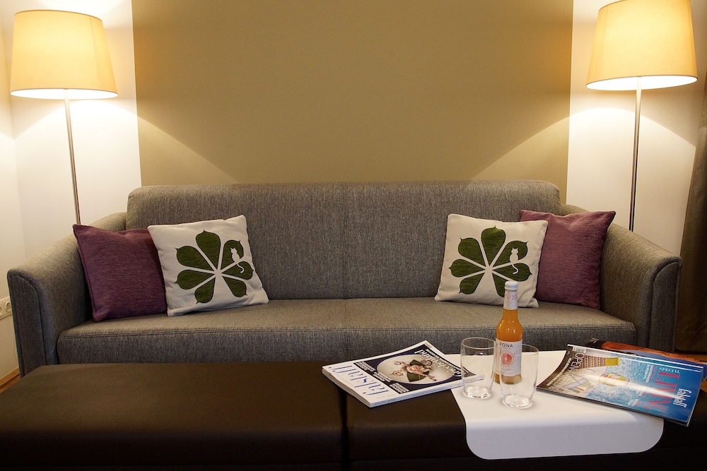 Parks 73 The Townhouse Hotel 27/50