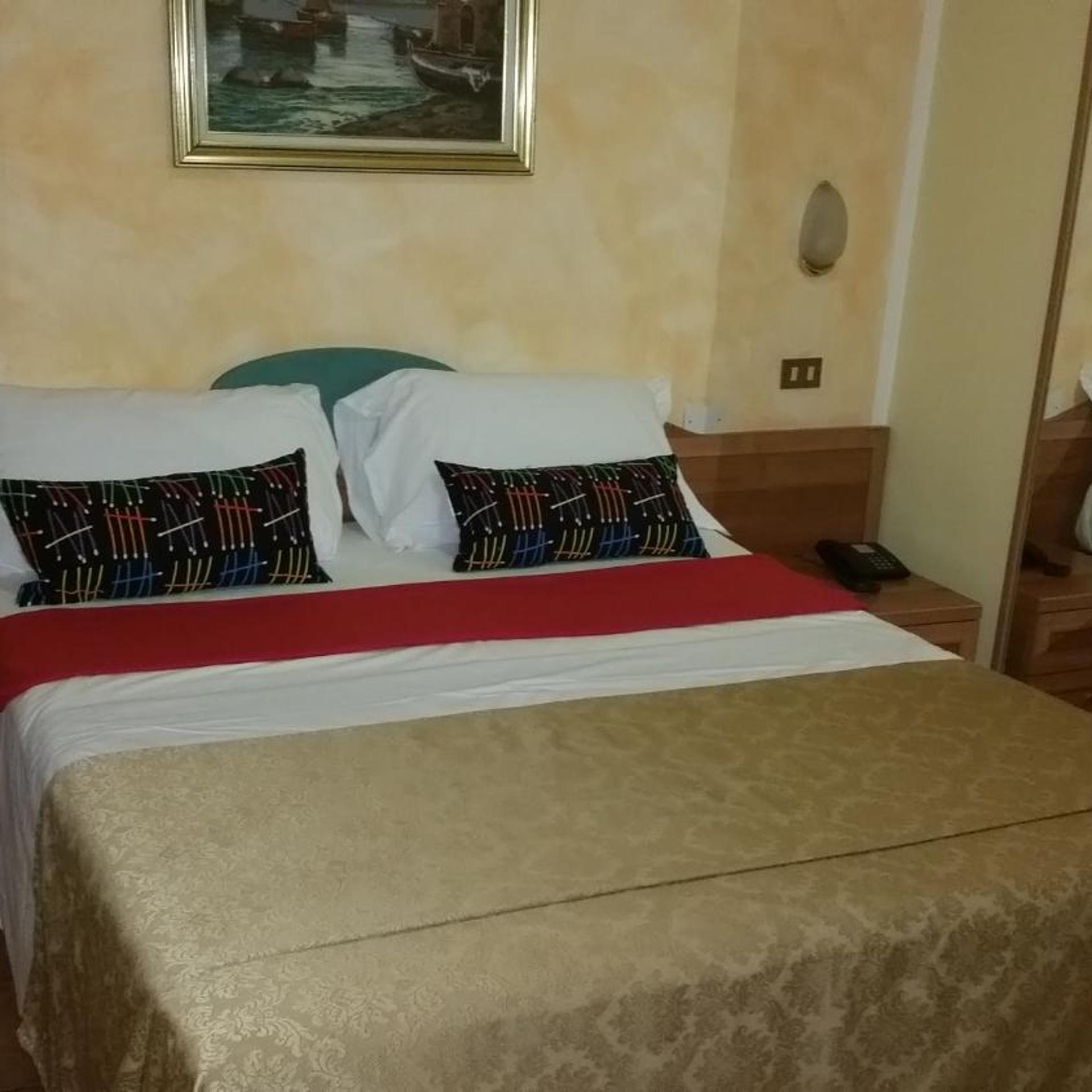 Hotel Chopin 25/50
