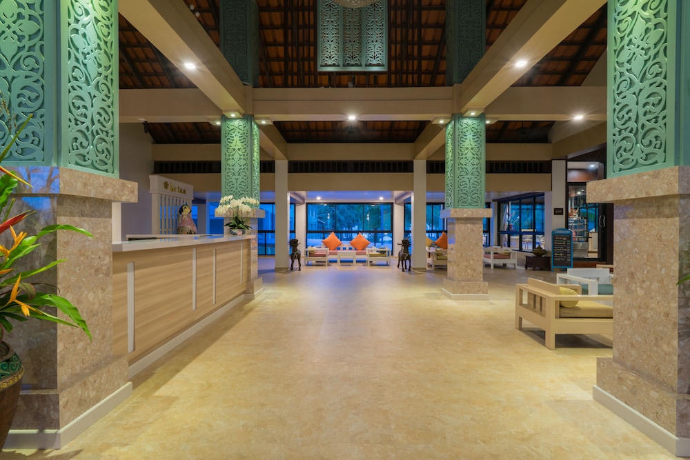 Briza Beach Resort 11/71