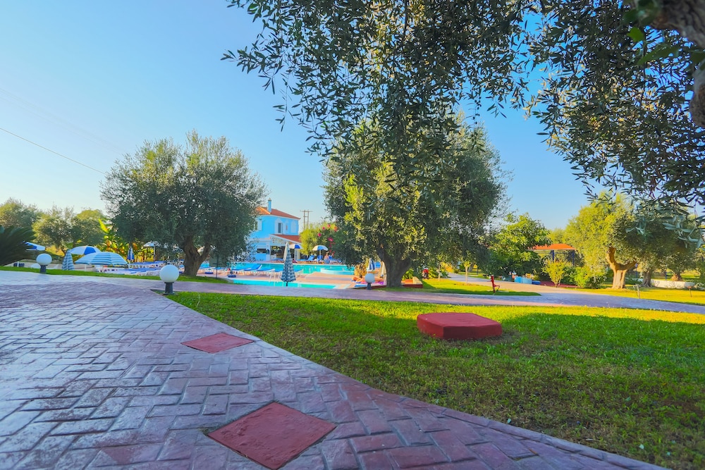 Filoxenia Hotel Apartments 39/51
