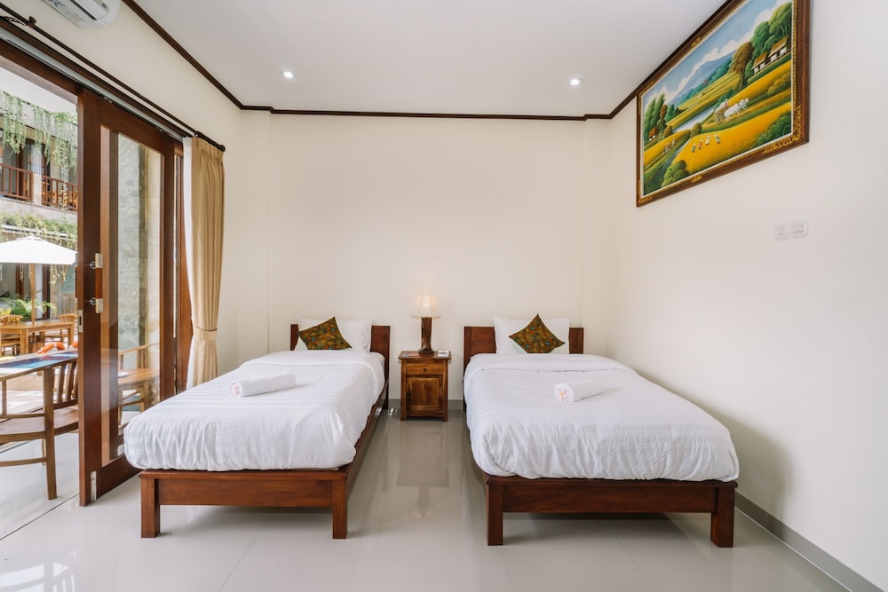 Sari Nusa Inn 7/16