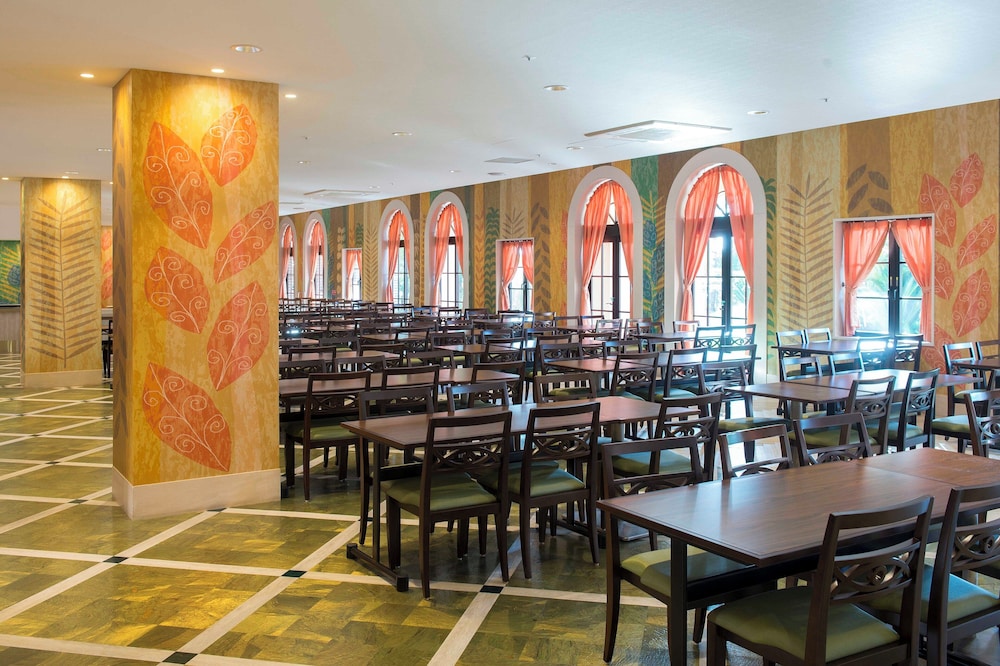 TOKYO DISNEY CELEBRATION HOTEL 35/50