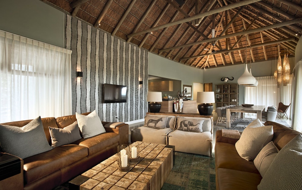 Mhondoro Game Lodge 30/50