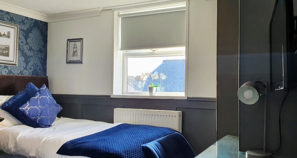 Clifton Guest House 12/48
