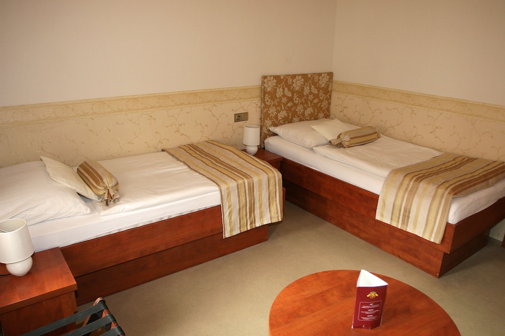 Hotel Roudna 38/69