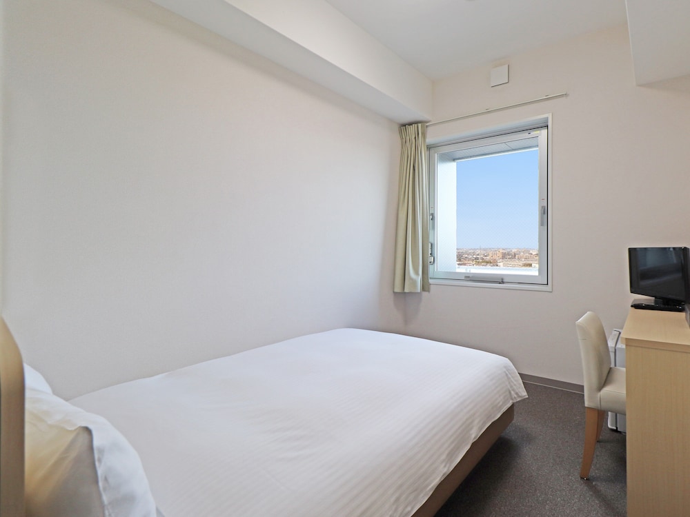 SEMI ROOM, STANDARD, SEMI DOUBLE BED
