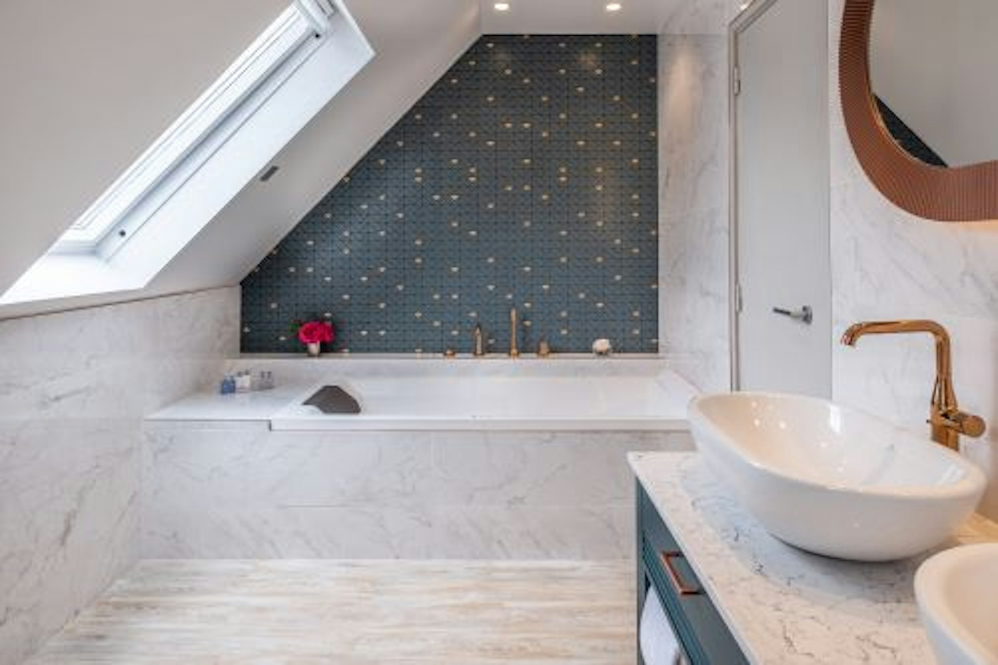 Hotel Le Tourville by Inwood Hotels 48/48