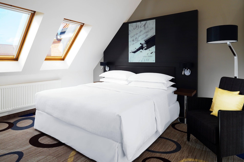 Sheraton Hannover Pelikan Hotel 10/58