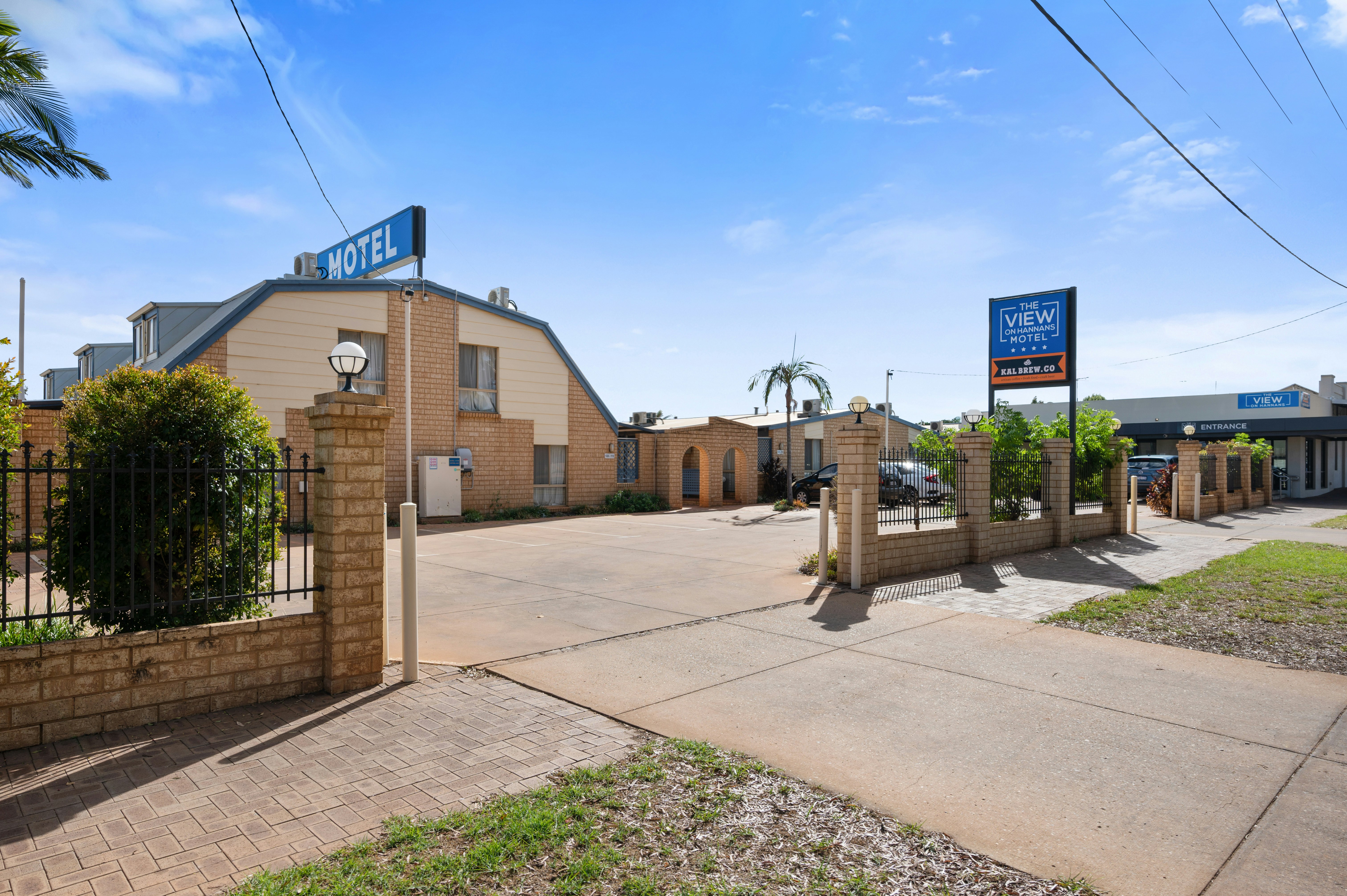 THE VIEW ON HANNANS KALGOORLIE 22/27