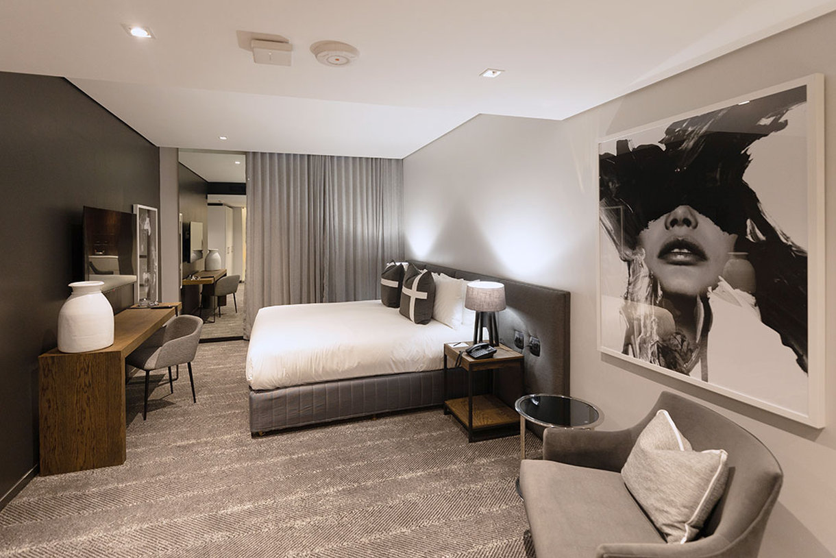 The Capital 15 on Orange Hotel 7/21