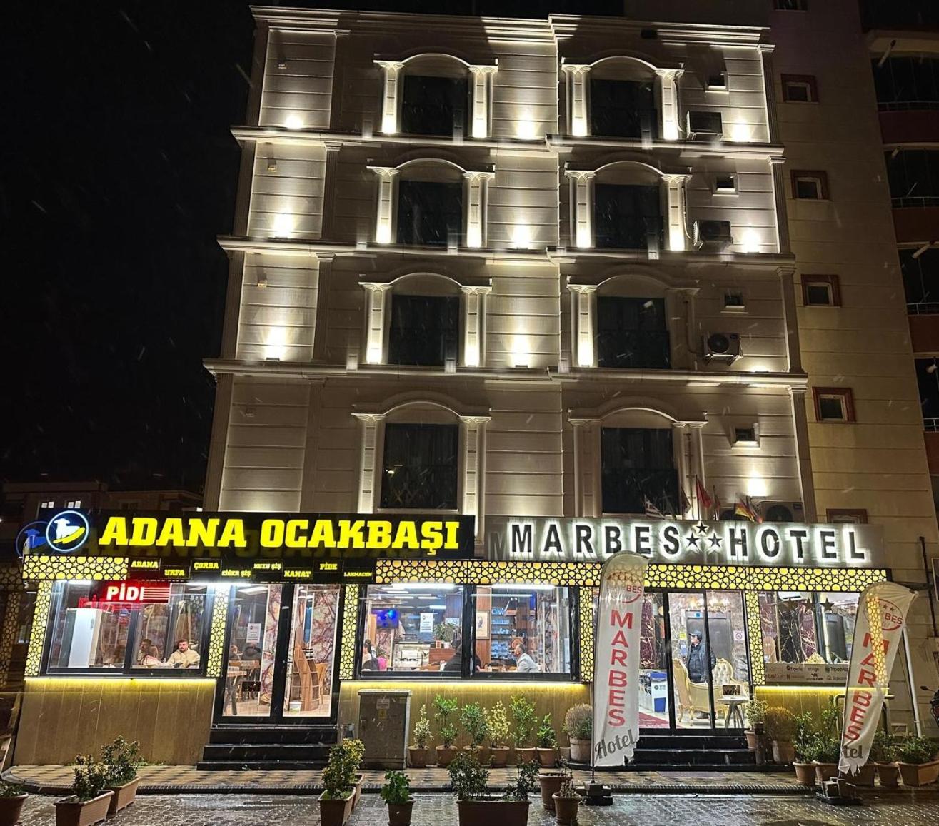 Marbes Hotel 1/50