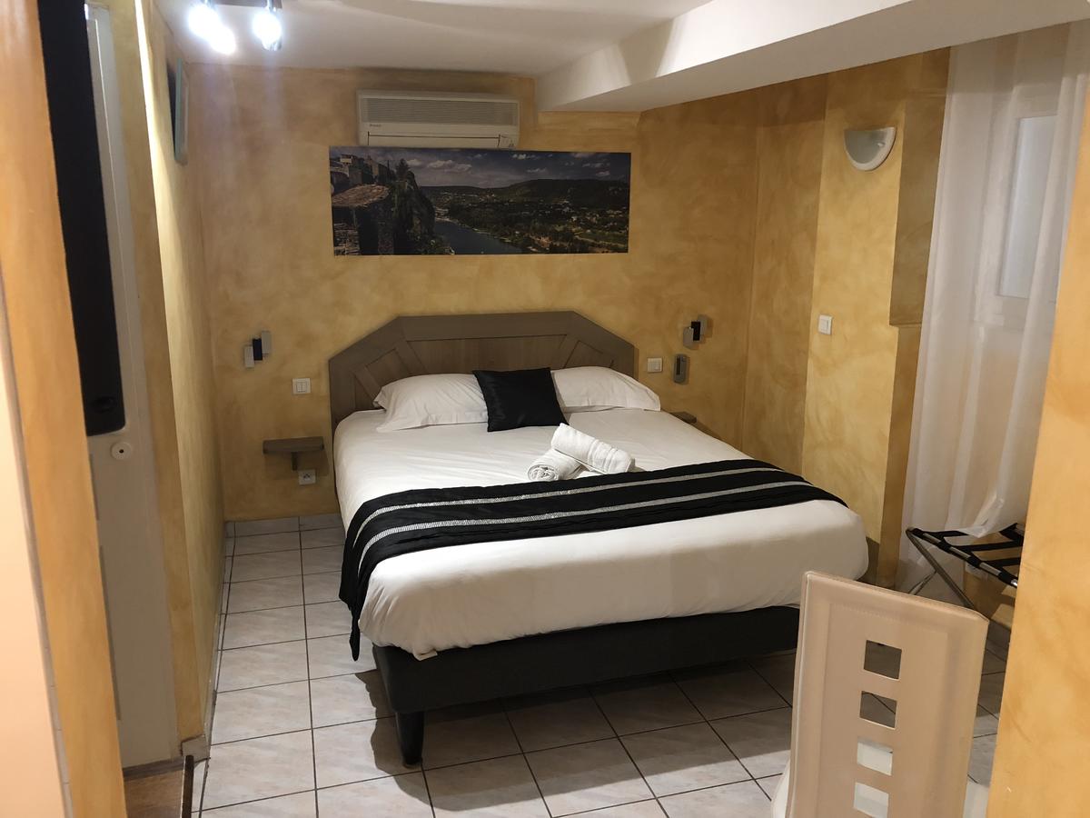 Logis Hotel Bellevue 9/23