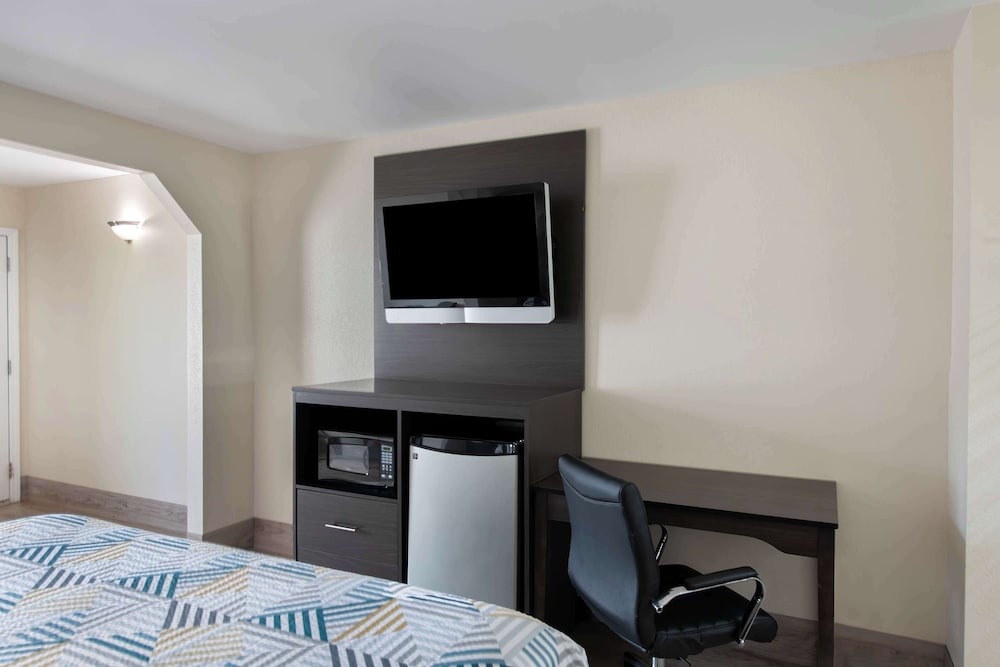 Motel6 Macon, GA - I-475 48/53