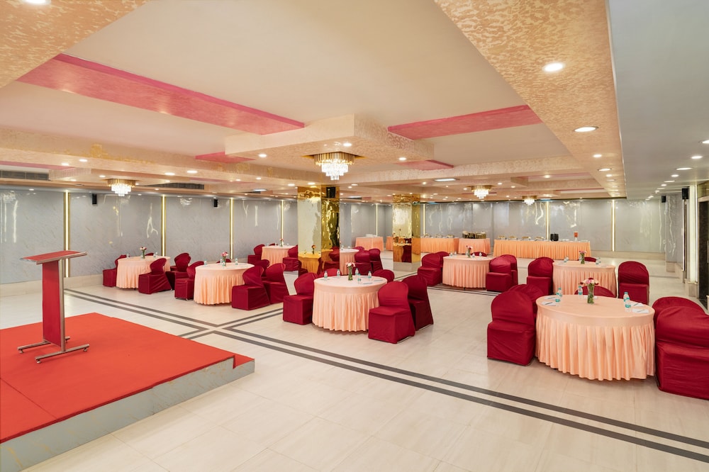 SUN HOTEL AGRA 42/50