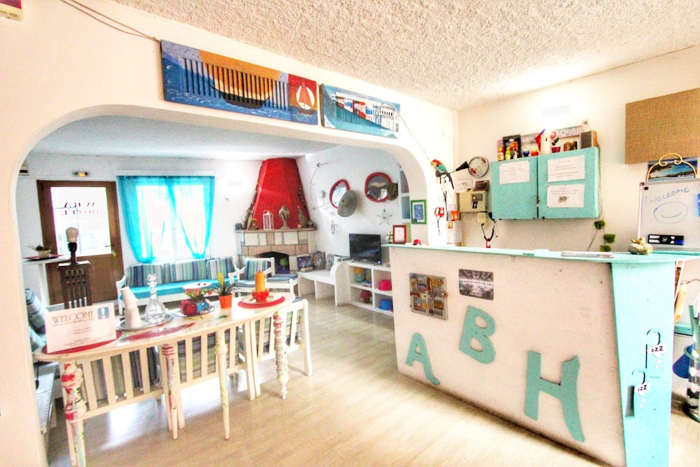Avra Budget Beach Hotel 50/66