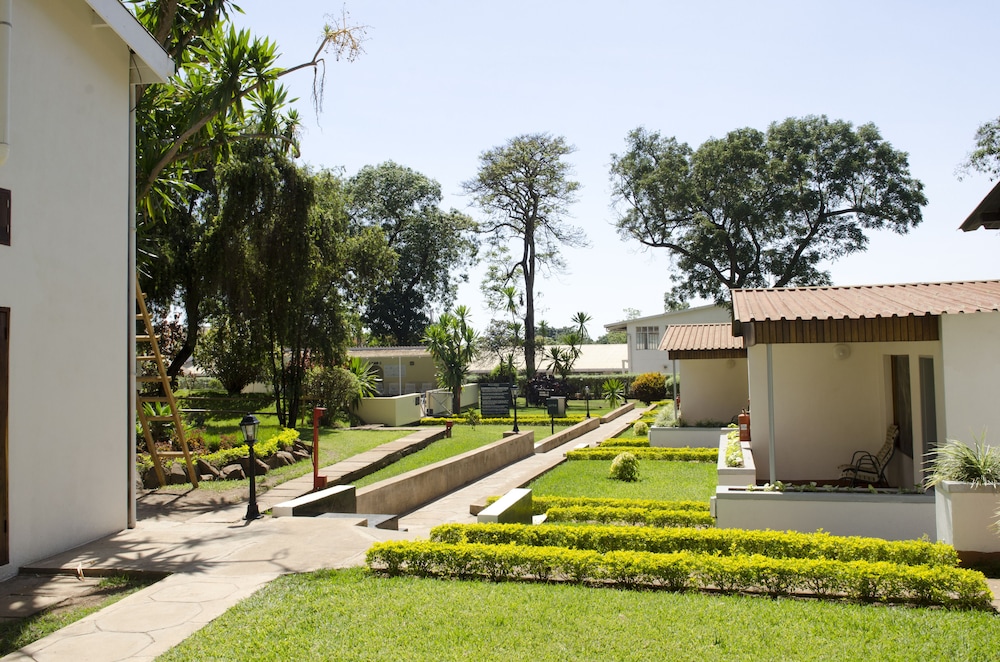 SUNBIRD LILONGWE 59/64
