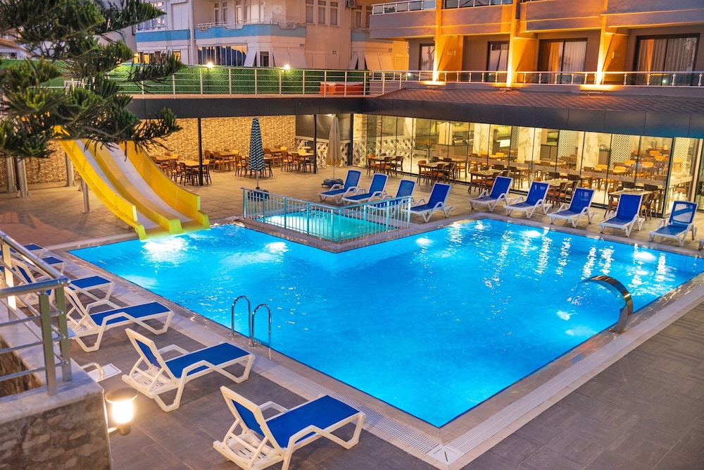 Arsi Paradise Beach Hotel 20/36