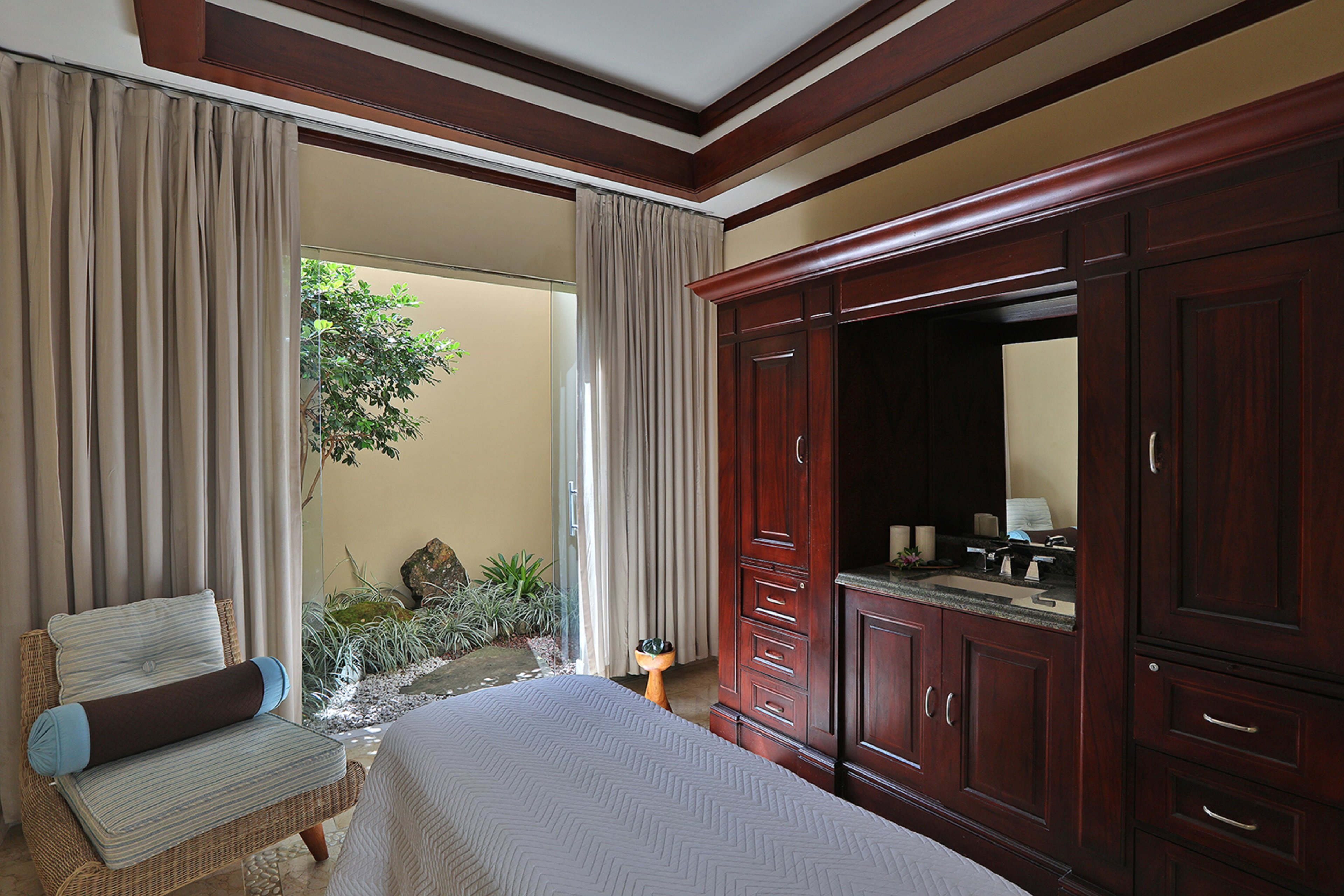 InterContinental Costa Rica at Multiplaza Mall, an IHG Hotel 25/84