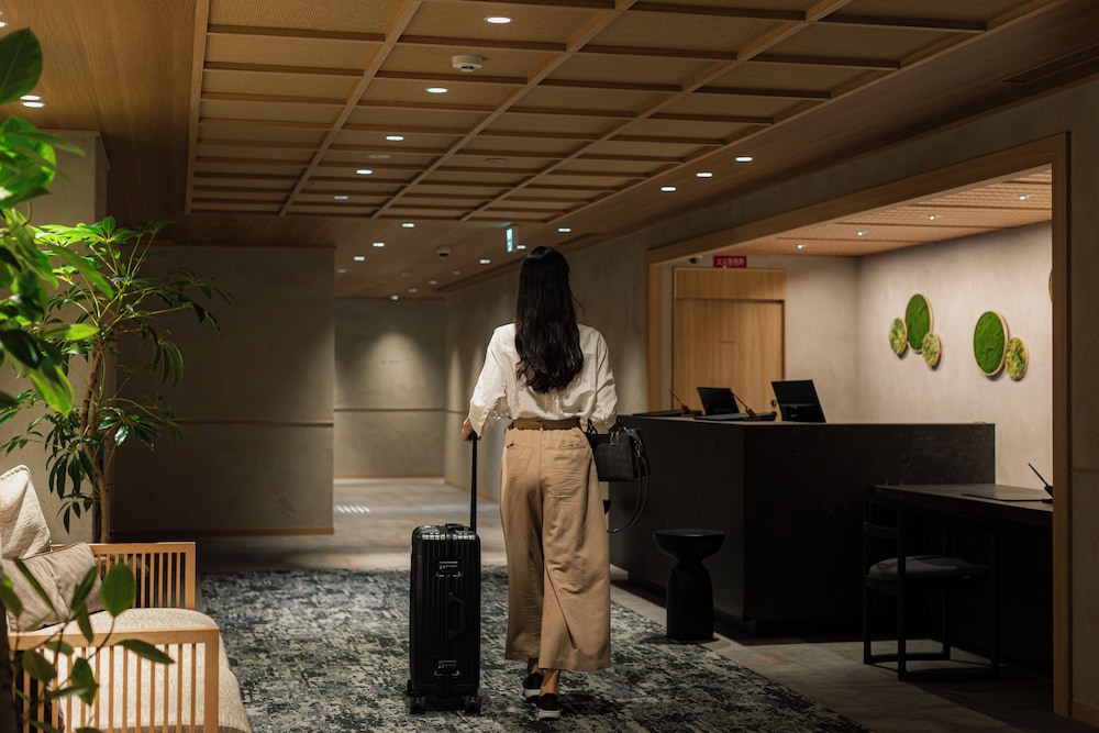 yugen kyoto shijo 10/49