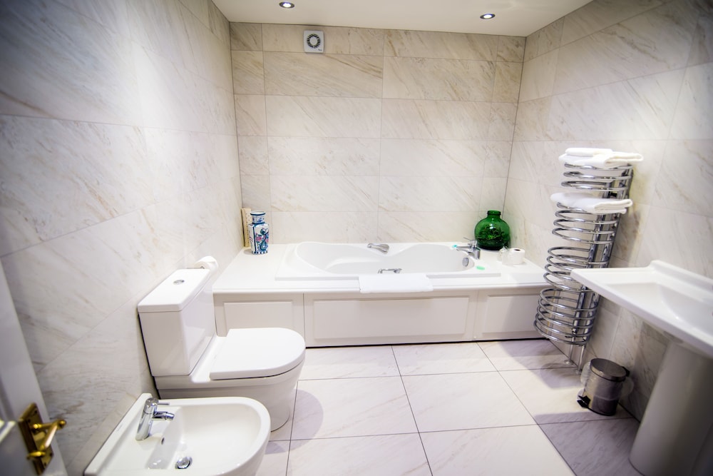 Astley Bank Hotel by Sunday 14/58
