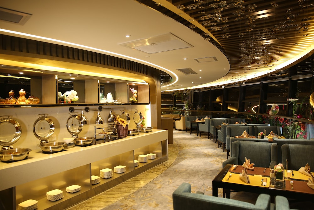 Shantou International Hotel 6/68