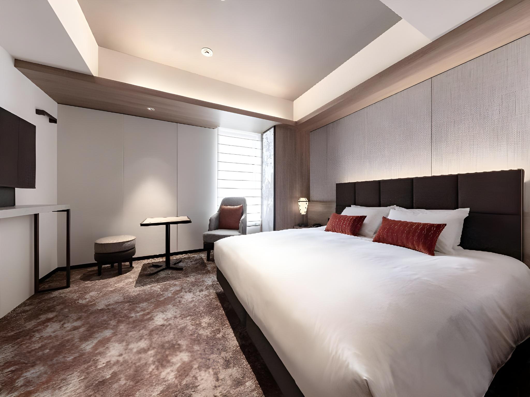 Rain, Single, Double Bed