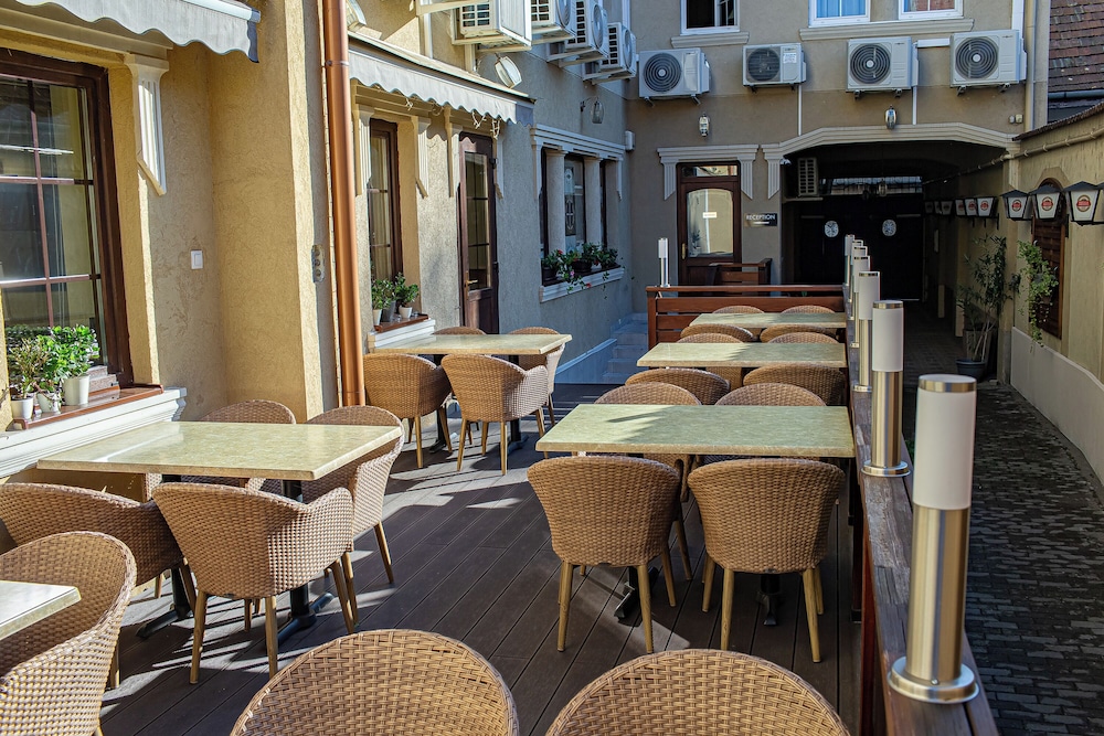 Old Miskolcz Hotel & Restaurant 29/34