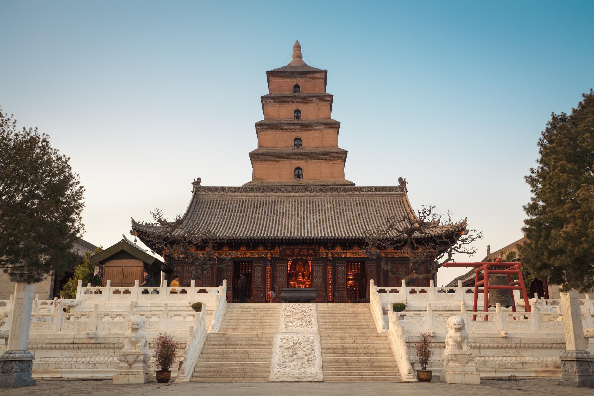 Vienna Hotel (Xi'an Qujiang Datang never night city) 38/40