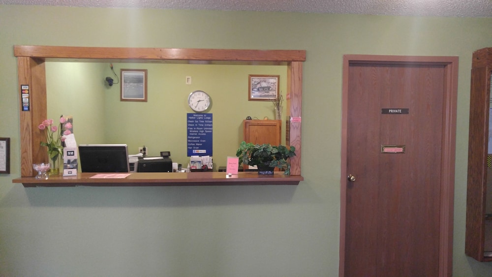 Harbor Lights Lodge 6/29