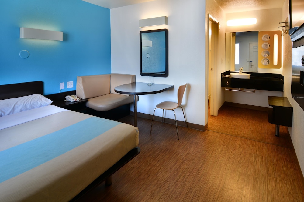 Motel6 Galveston, TX 31/59