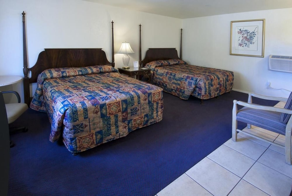 American Executive Inn 23/58