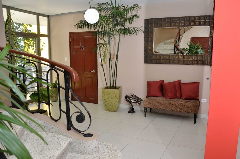 ALLAMANDA BED AND BREAKFAST 28/44