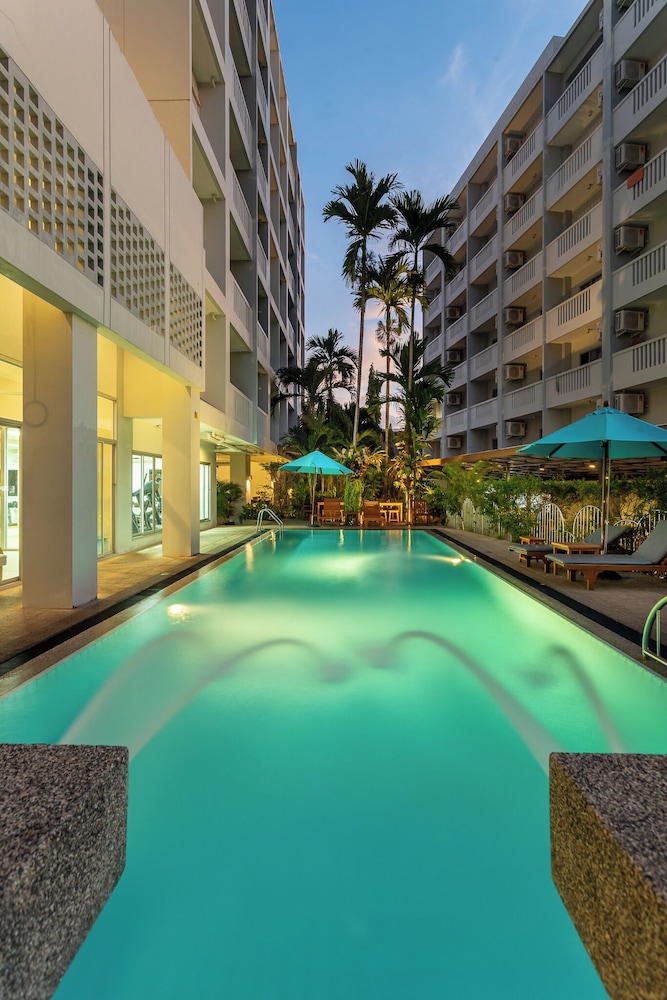 Recenta Phuket Suanluang 44/50