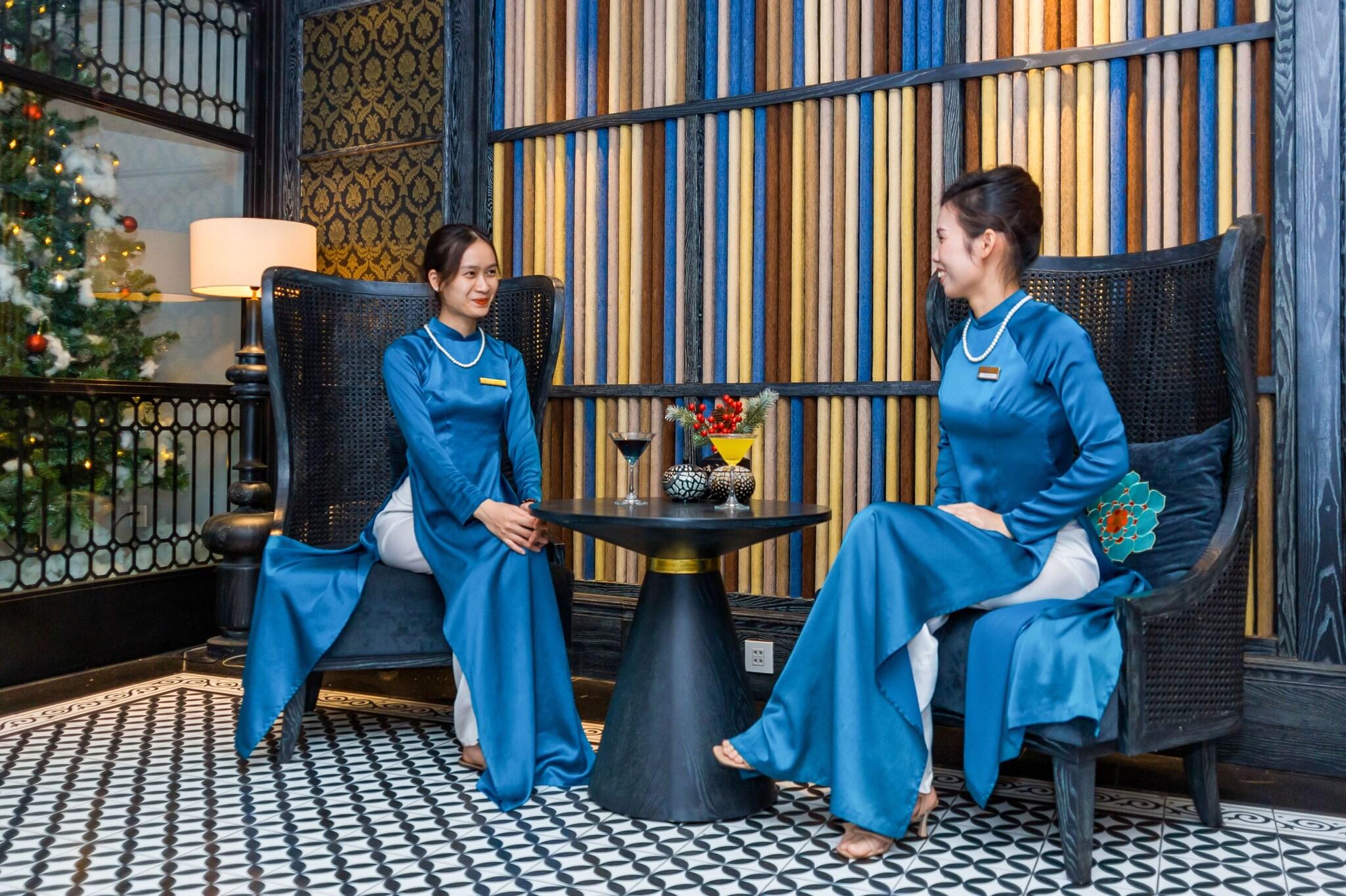 Shining Central Hotel & Spa 6/29