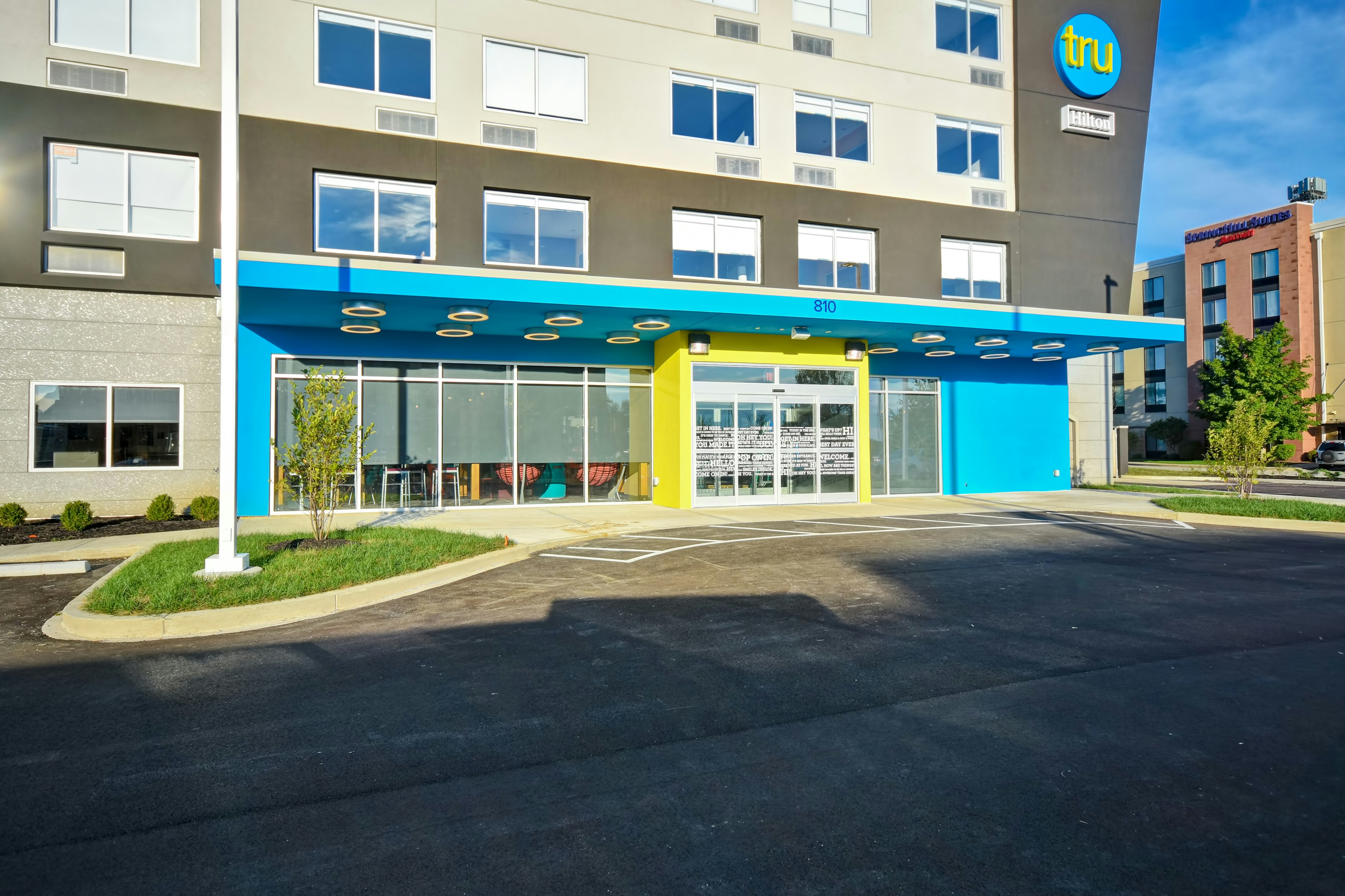 Tru by Hilton Louisville Airport 25/25