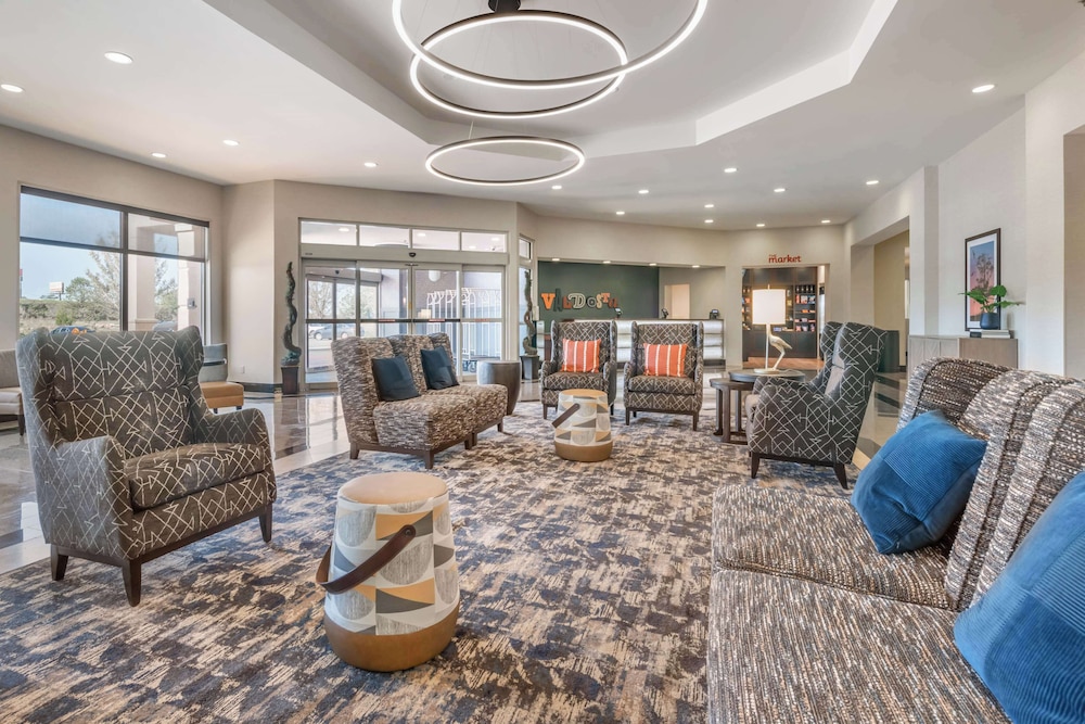 Drury Inn and Suites Valdosta 30/48