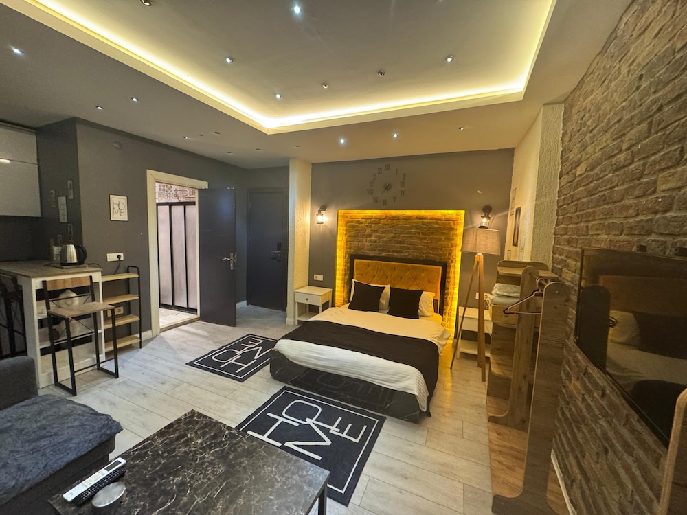 Nova Park Hotel and Suite 14/50