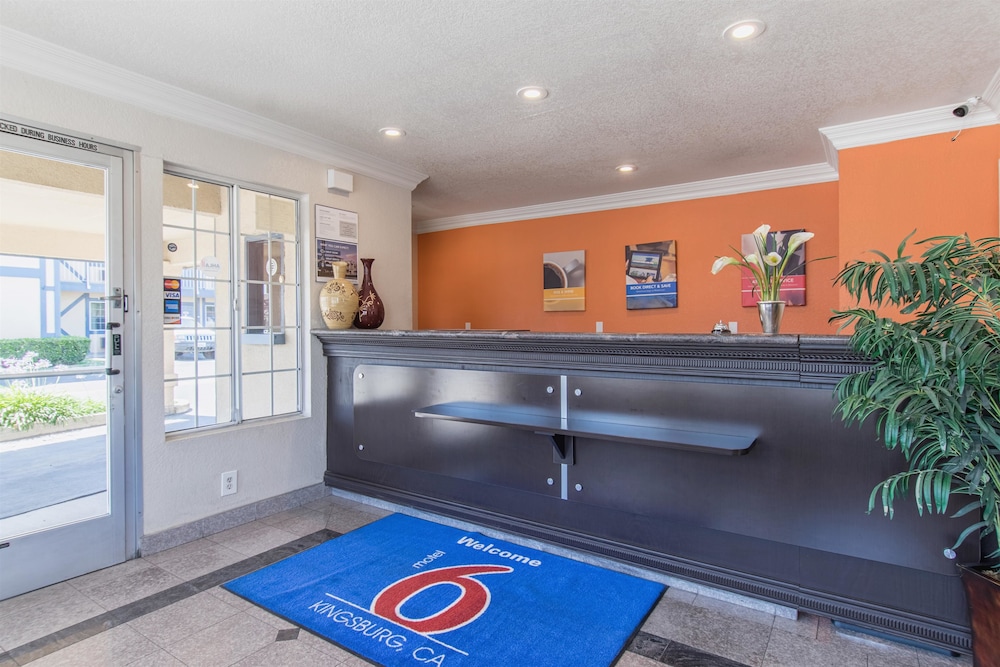 Motel6 Kingsburg, CA 7/47