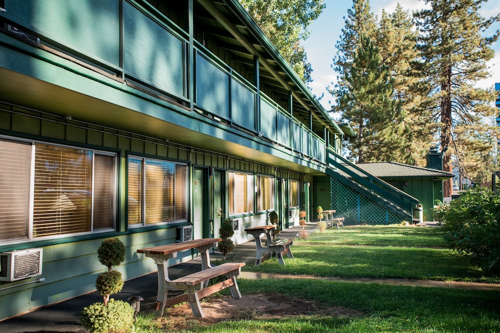 Big Pines Mountain House 62/67