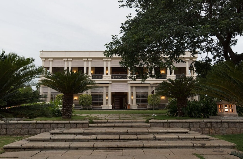 Golkonda Resorts Spa 6/49