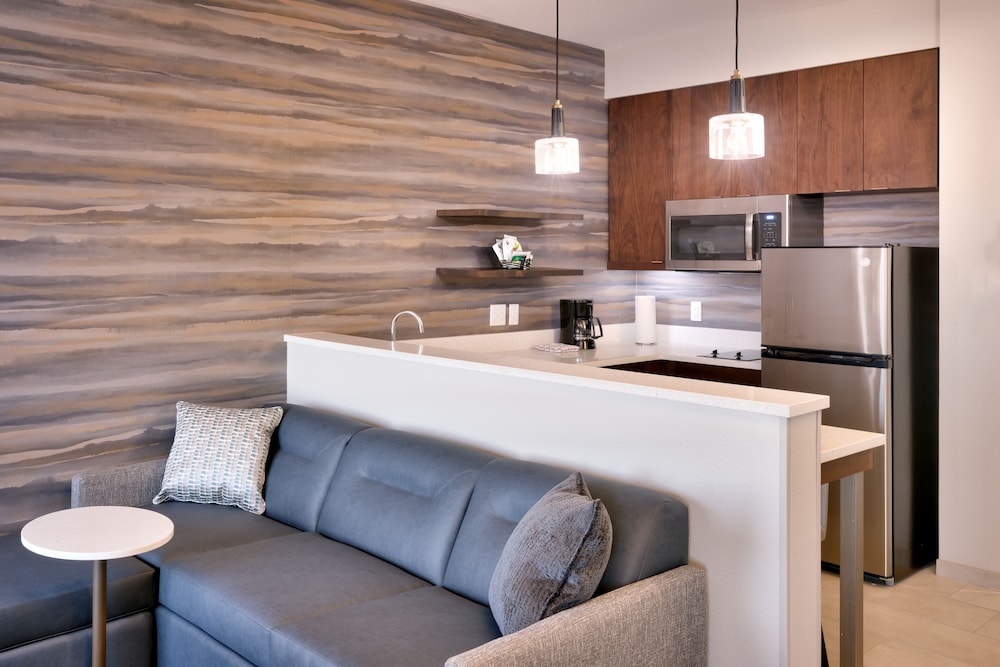 Residence Inn by Marriott Phoenix West/Avondale 17/53